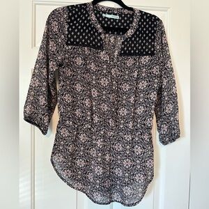 Maurices Black and Pink Patterned Blouse